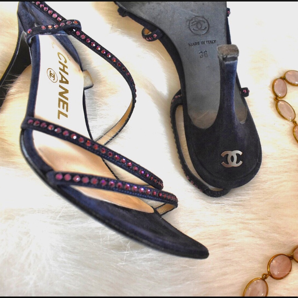 CHANEL CC Logo Purple Jeweled Suede Navy Heels